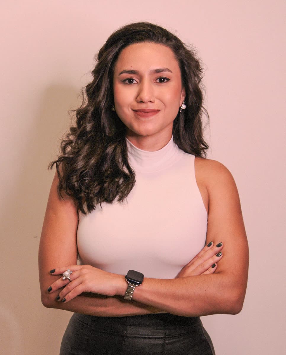 Dra. Juliana Druzian em ambiente de atendimento